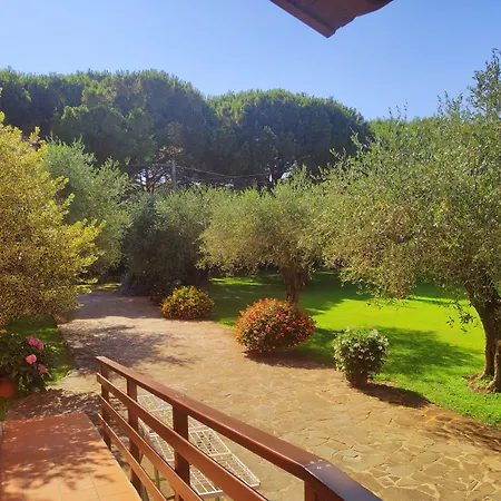 Frühstückspension Nuraghe Bianco 3*