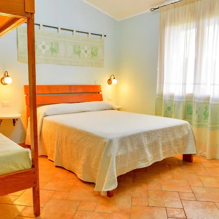 Nuraghe Bianco Bed & Breakfast