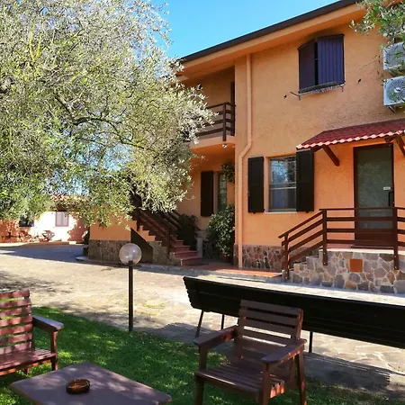 Nuraghe Bianco Bed & Breakfast Santa Maria la Palma