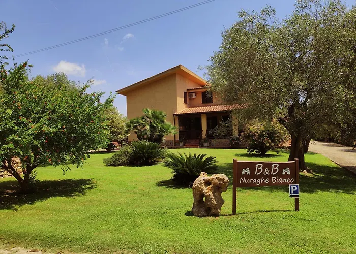Bed and breakfast Nuraghe Bianco