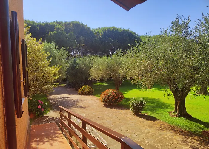 Bed and breakfast Nuraghe Bianco 3*